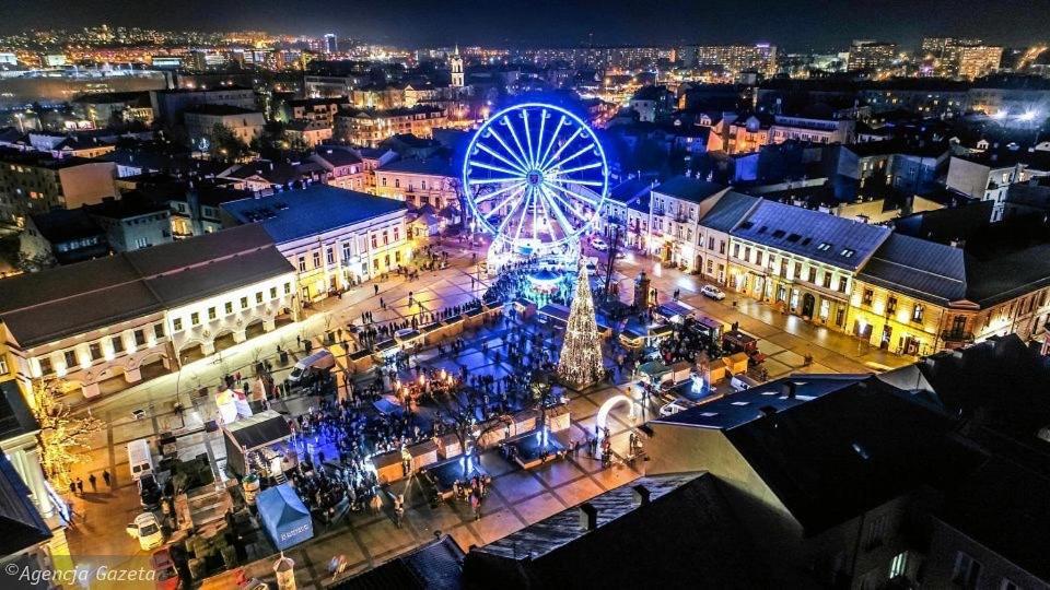 Pensjonat Widok Rynek -Parking Kielce Extérieur photo